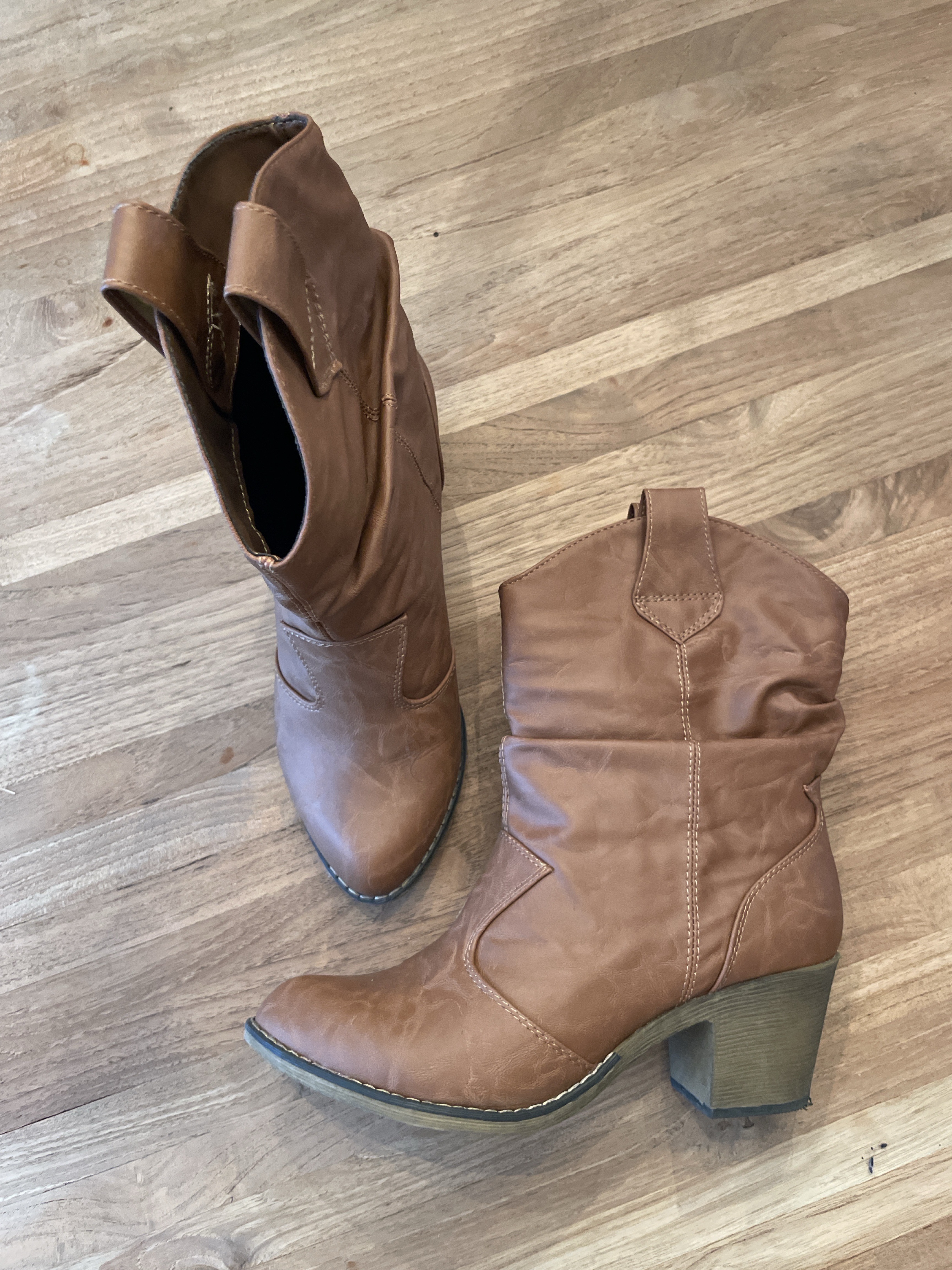 Mittelbraune Western-/Cowboy-Stiefeletten mit Blockabsatz