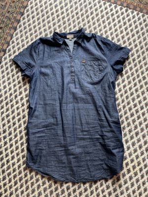 Mini-Jeans-Kleid im Hemdblusenkleid-Stil