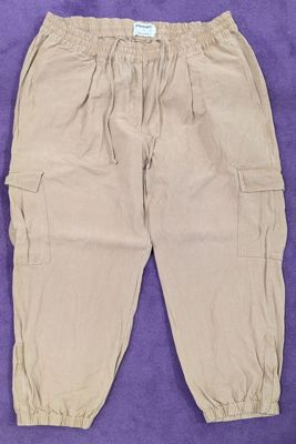 Beige Cargohose