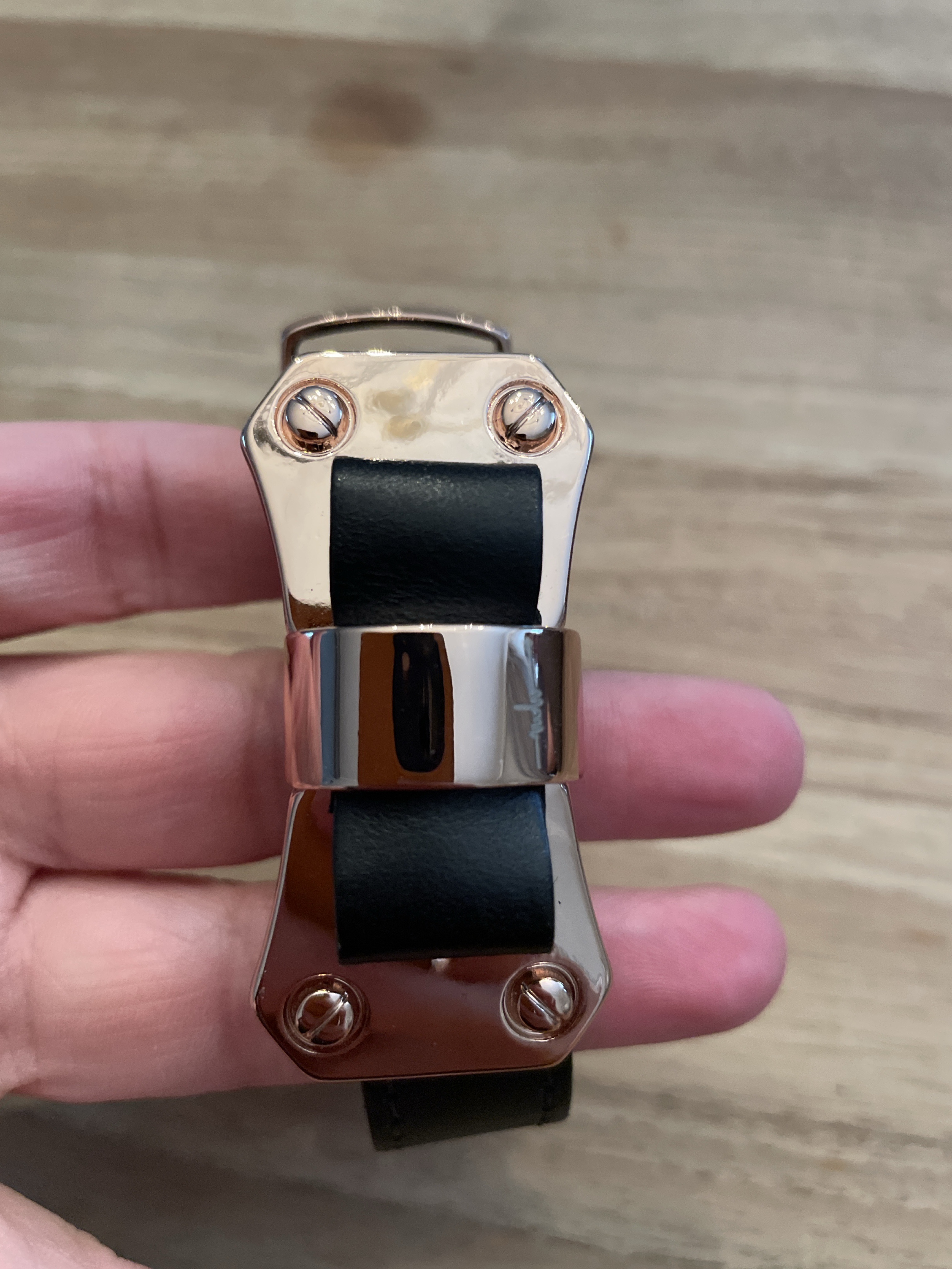 Lederarmband mit Schleifen-Schließe - Bild 2