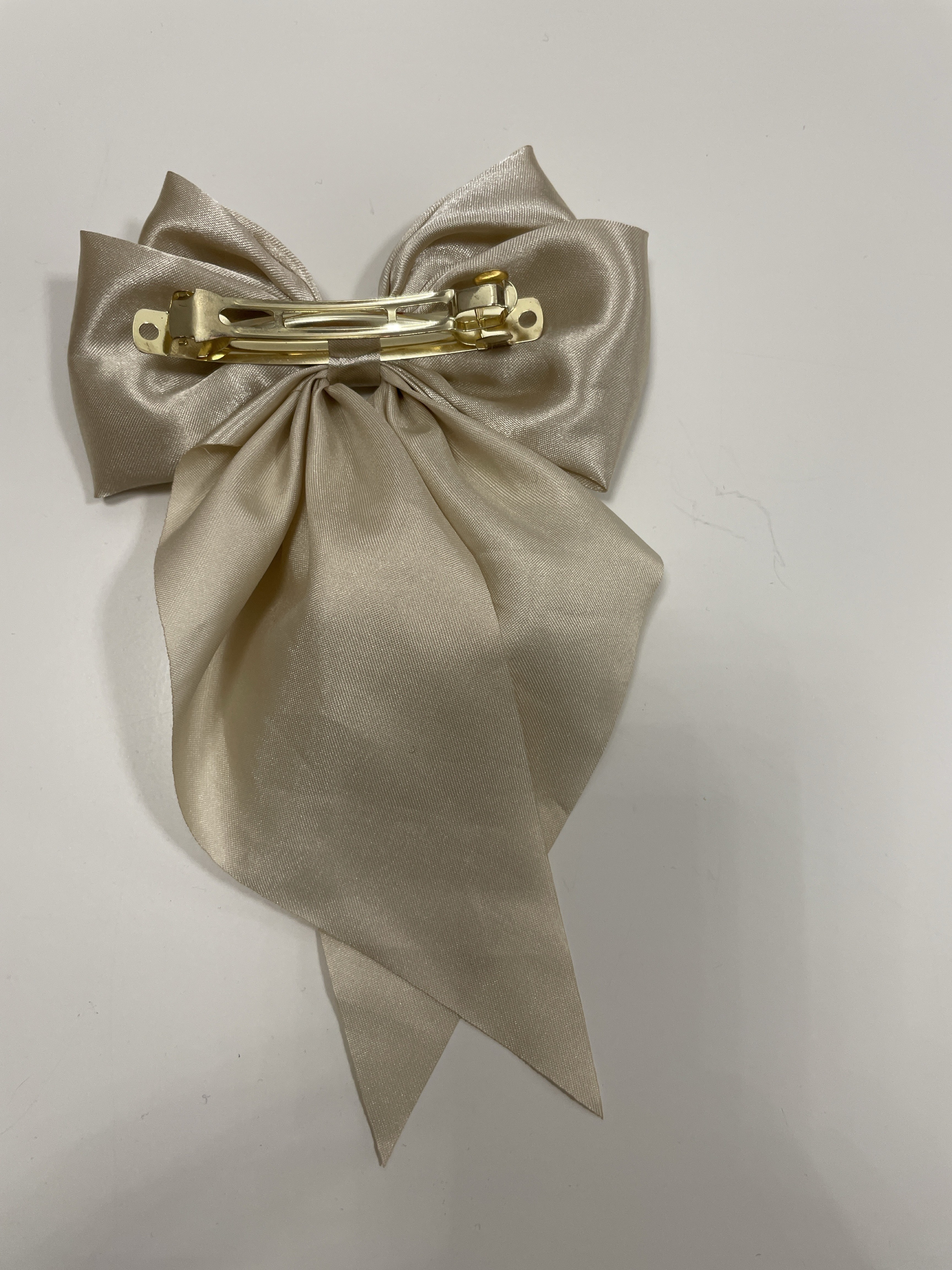 Satin-Schleifenclip (Half-up) in Nude/Hellbeige - Bild 2