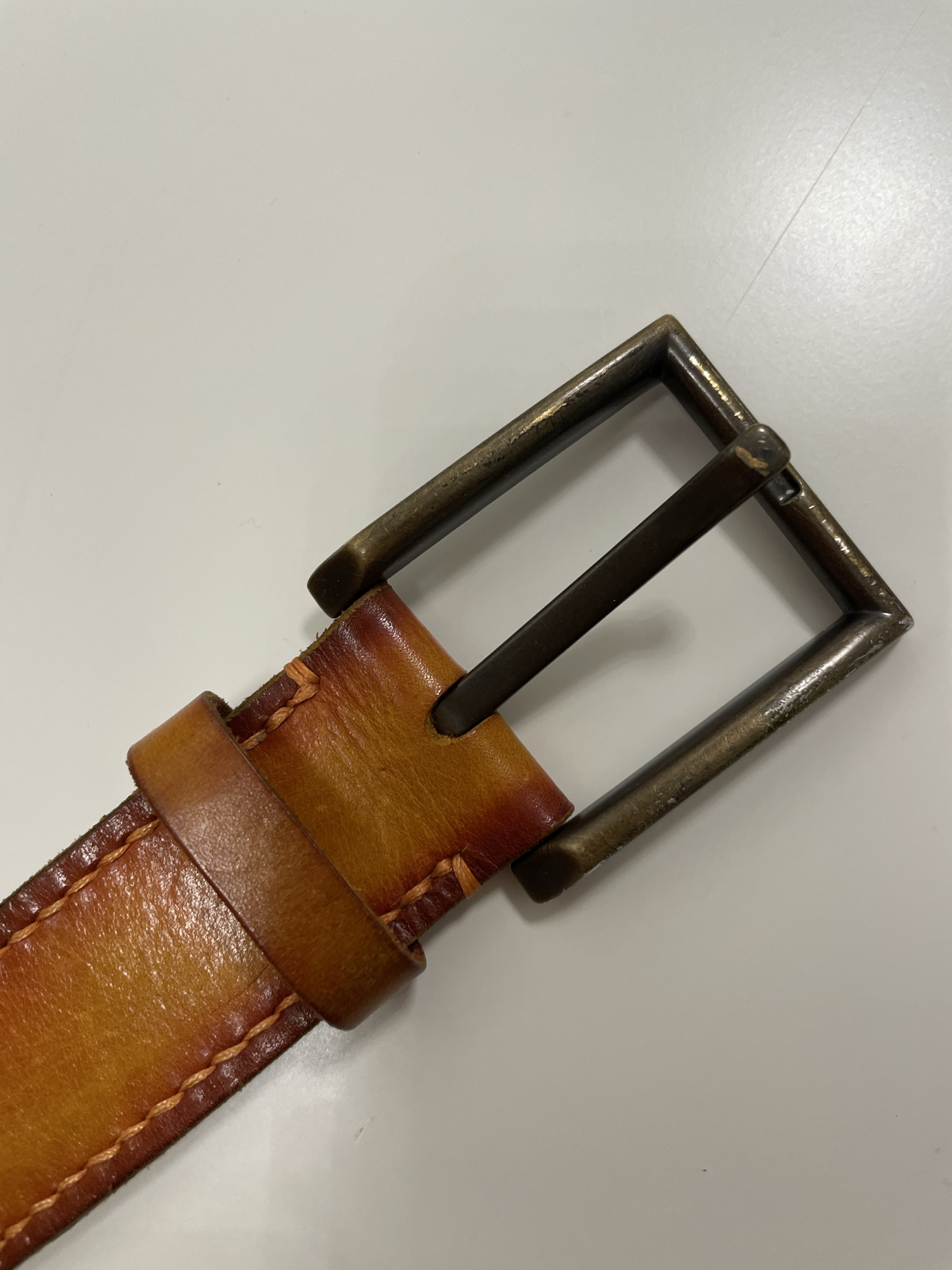 Handgenähter Jeans-Gürtel aus Glattleder (orangebraun, ca. 4 cm) - Bild 2