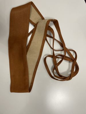 Obi-inspirierter Bindegürtel (mittelbraun)