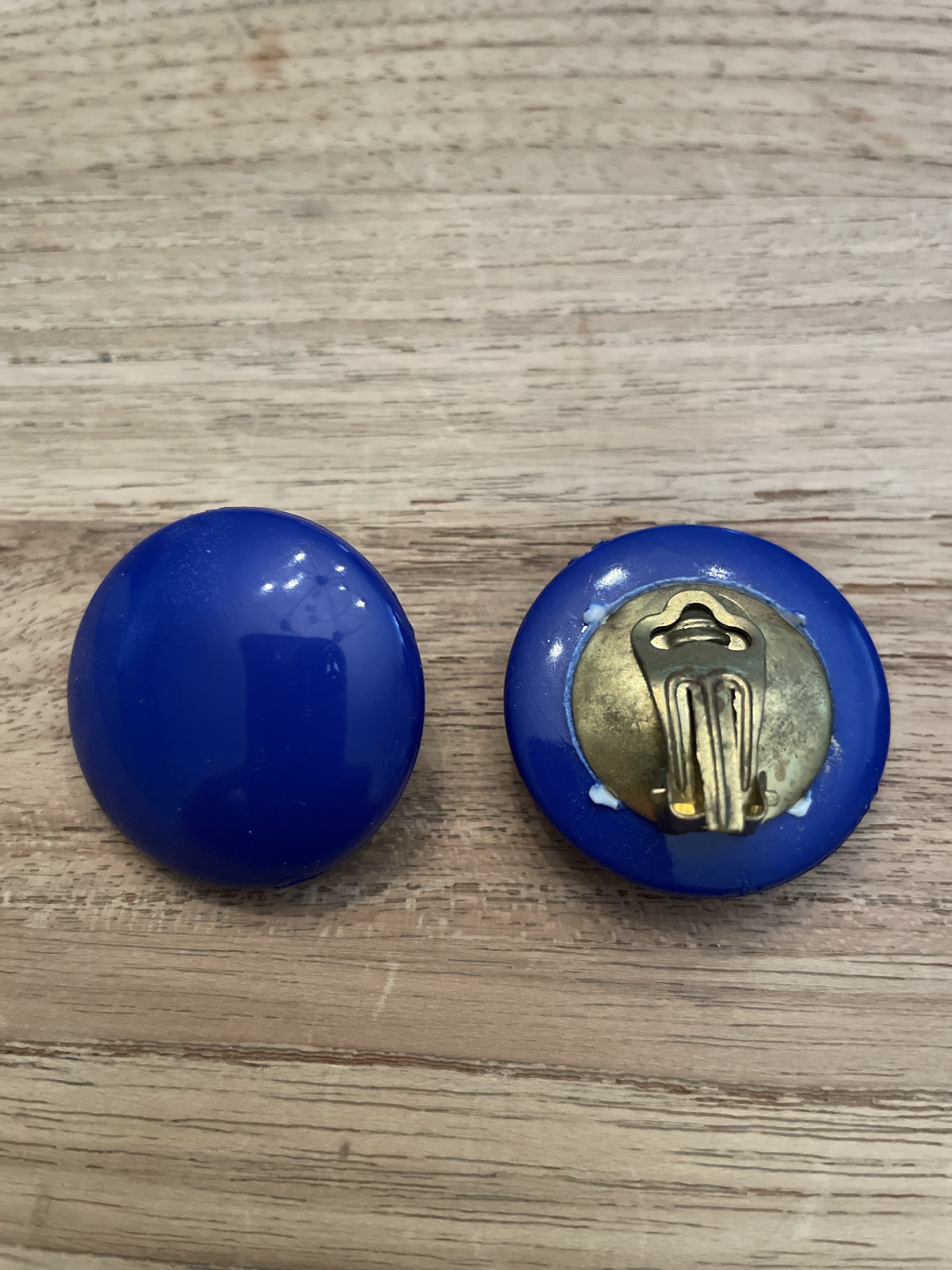 Vintage Ohrclips aus Kunststoff in Navy-Blau (Ø 2 cm)