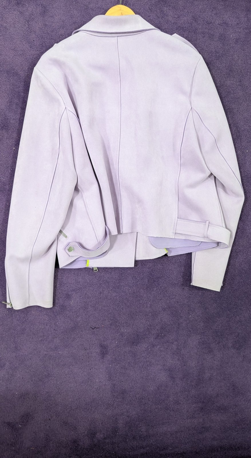 Sheego by Miyabi Kawai Lilafarbene Bikerjacke - Bild 2