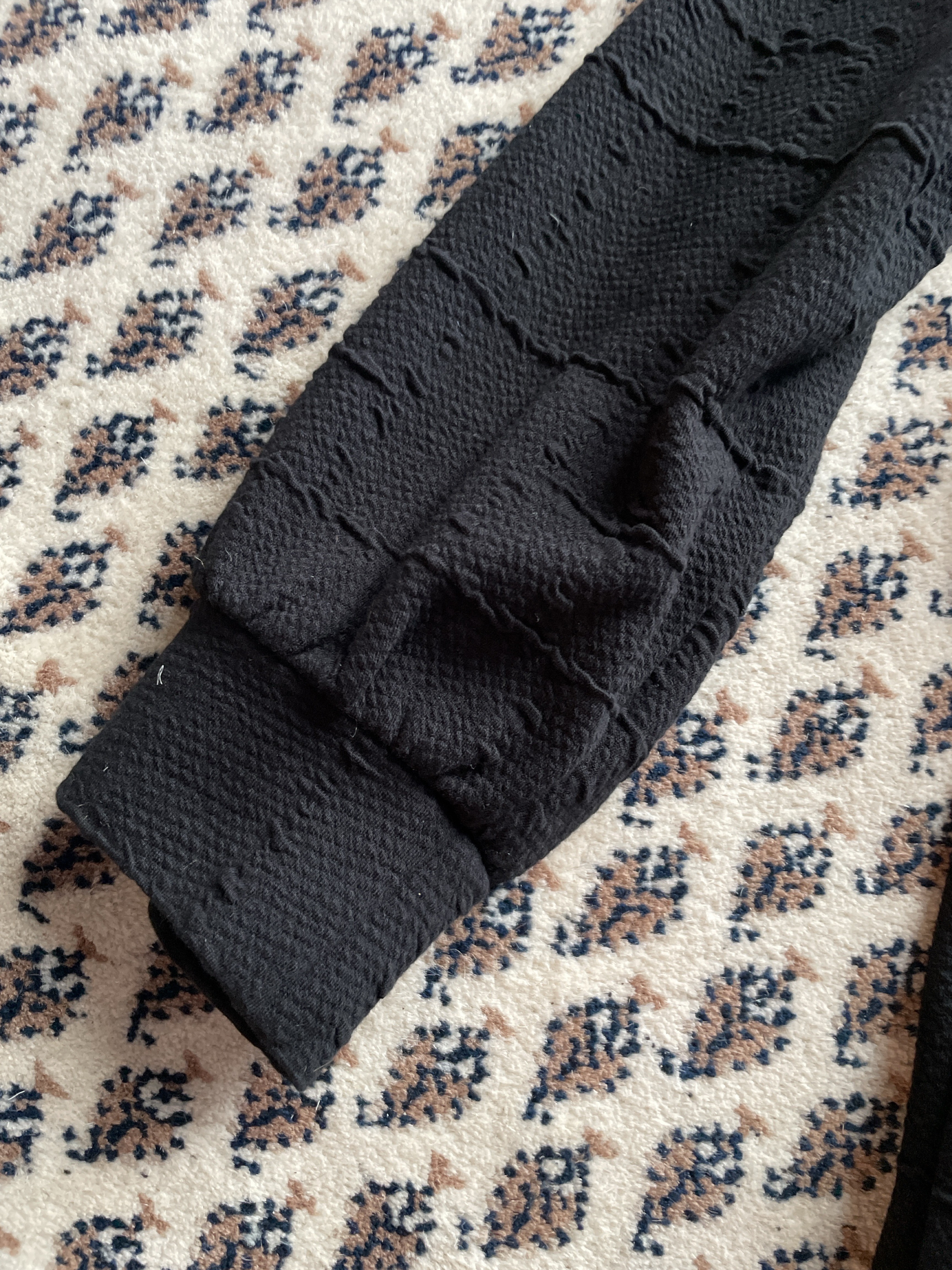 Sweatshirt-Kleid mit Struktur, Schwarz - Bild 3