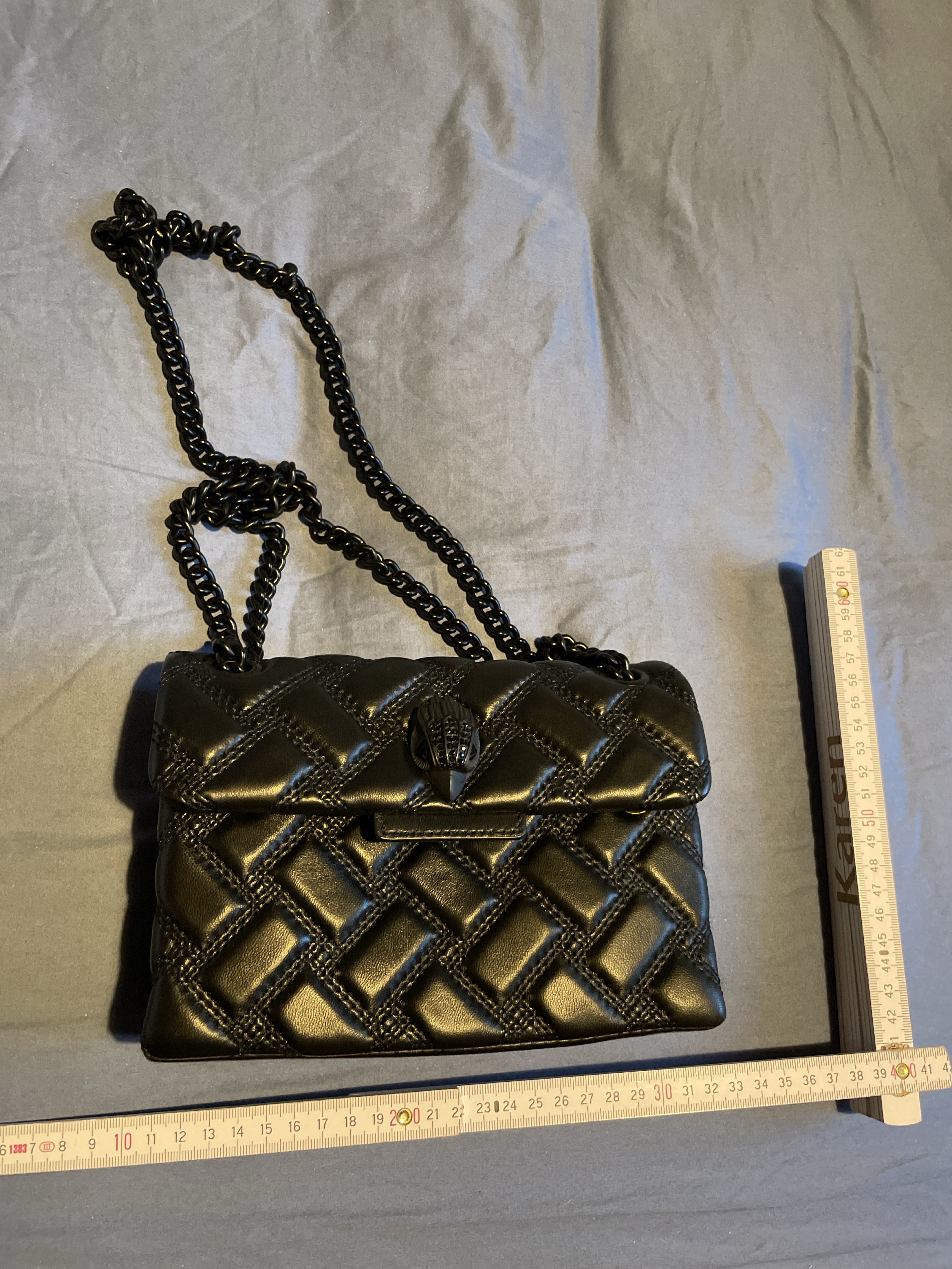 Shoreditch Handtasche (schwarz, quilted, Adlerkopf-Magnetverschluss)